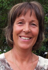 Versicherungsmaklerin